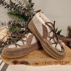 L.L. Bean Wicked Good Lodge Chukka Slippers